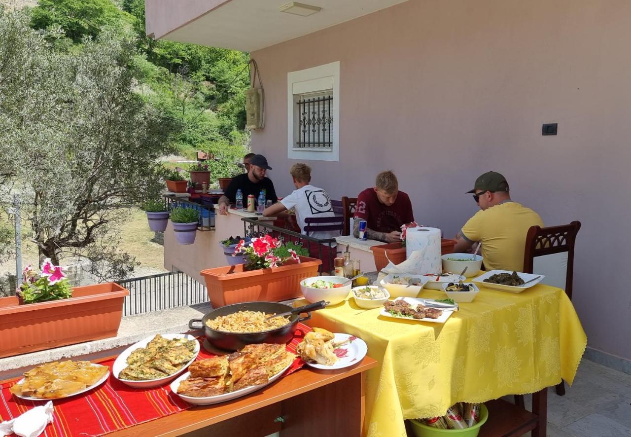 Kalaja Inn Krujë Exteriér fotografie