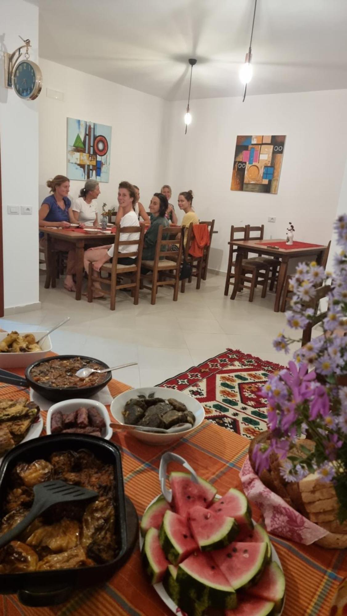 Kalaja Inn Krujë Exteriér fotografie