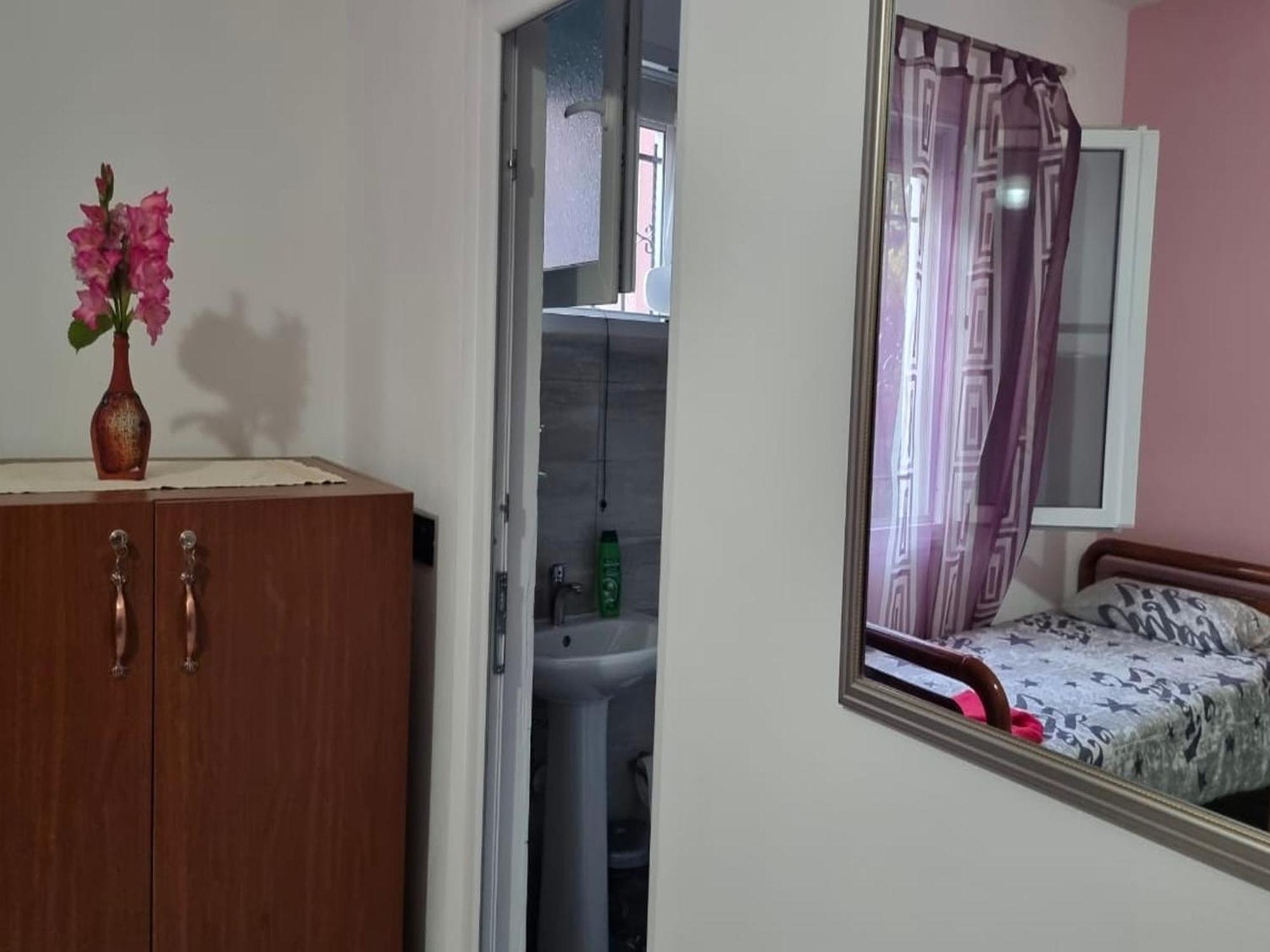 Kalaja Inn Krujë Exteriér fotografie